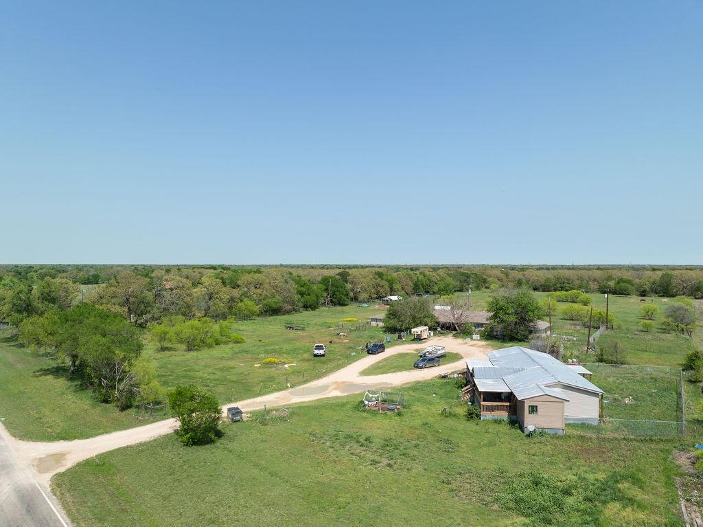 6016 W Lake Creek Road, Riesel, Texas image 14