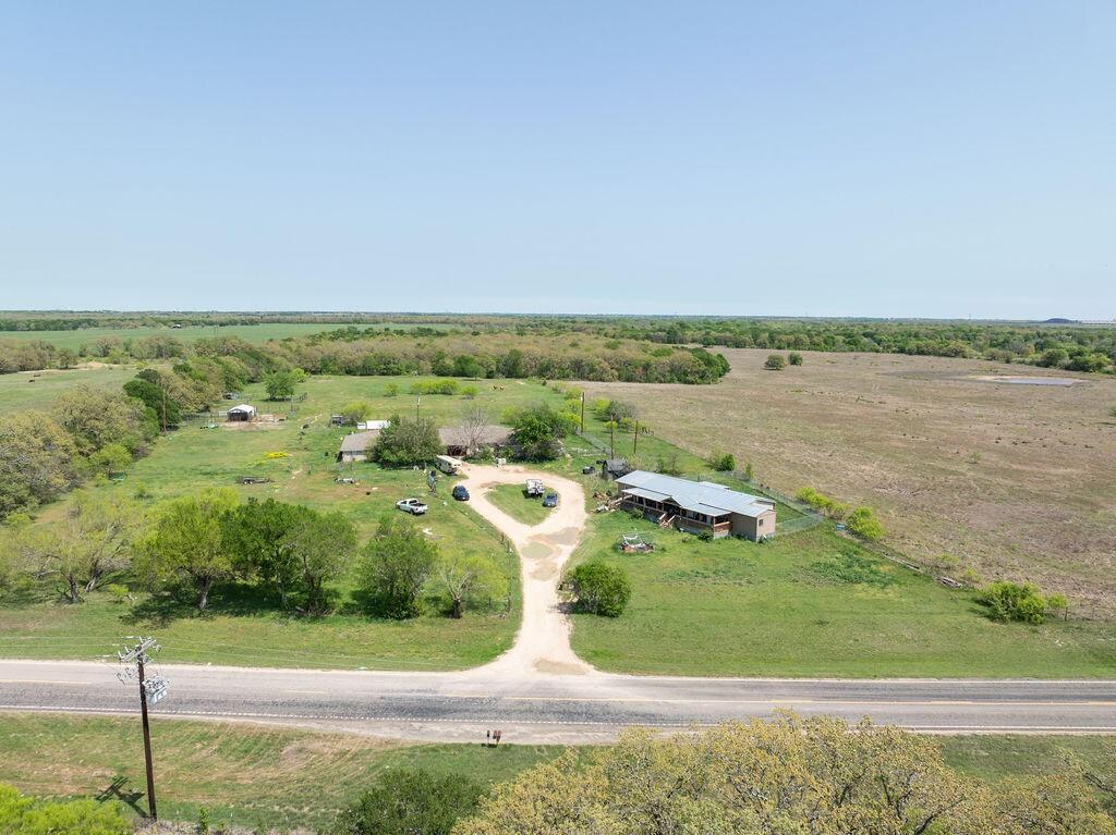 6016 W Lake Creek Road, Riesel, Texas image 20
