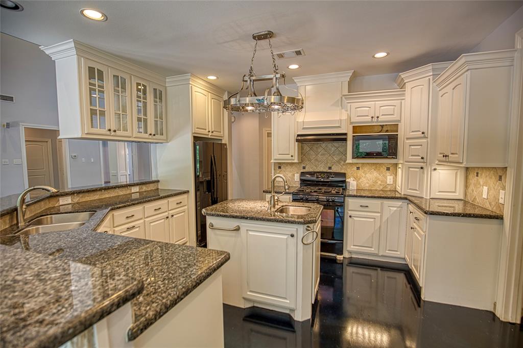 3560 Wm B Travis Lane, Brenham, Texas image 15