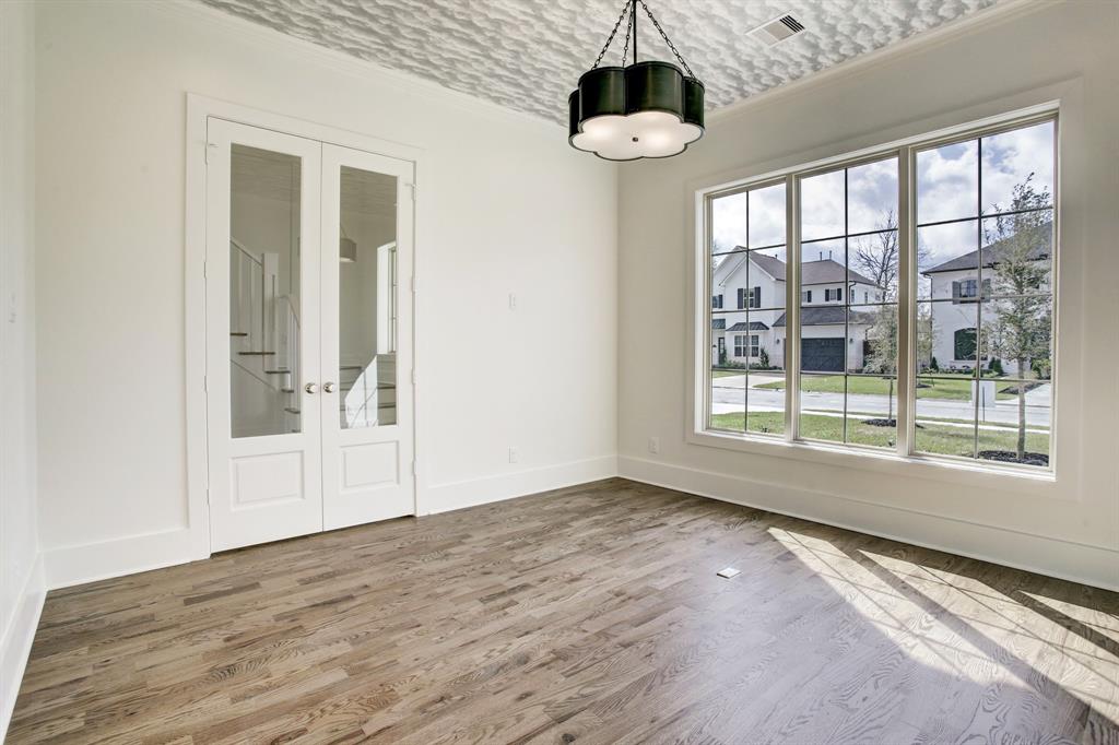 1434 Richelieu Lane Drive, Houston, Texas image 2