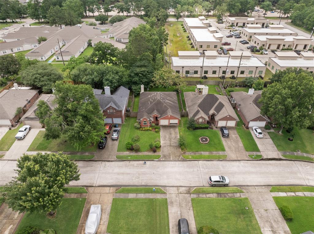 21463 Palace Pines Drive, Kingwood, Texas image 25