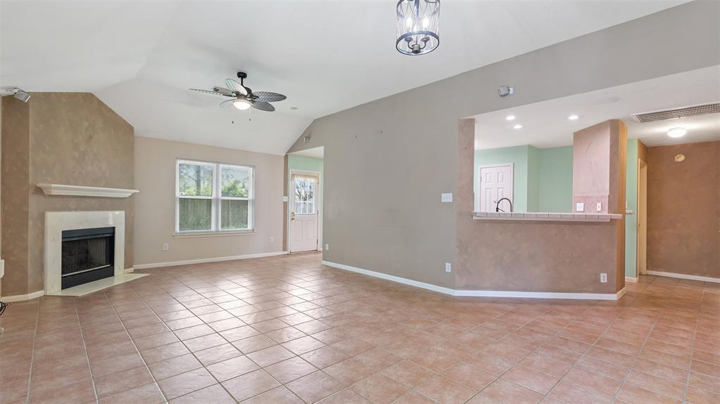 21463 Palace Pines Drive, Kingwood, Texas image 12