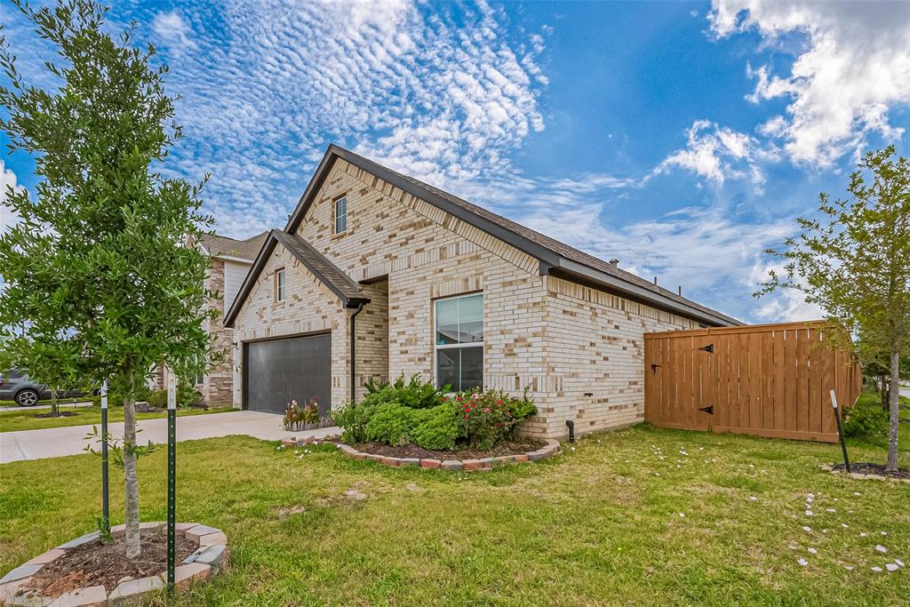 200 Catalina Cove Drive, Katy, Texas image 5