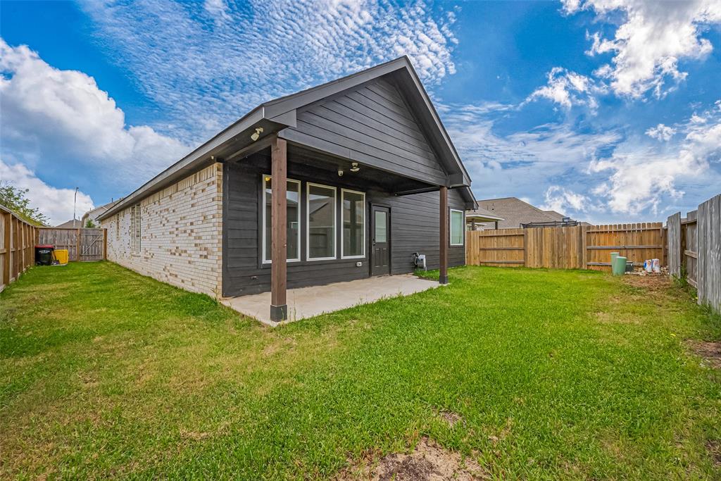 200 Catalina Cove Drive, Katy, Texas image 44
