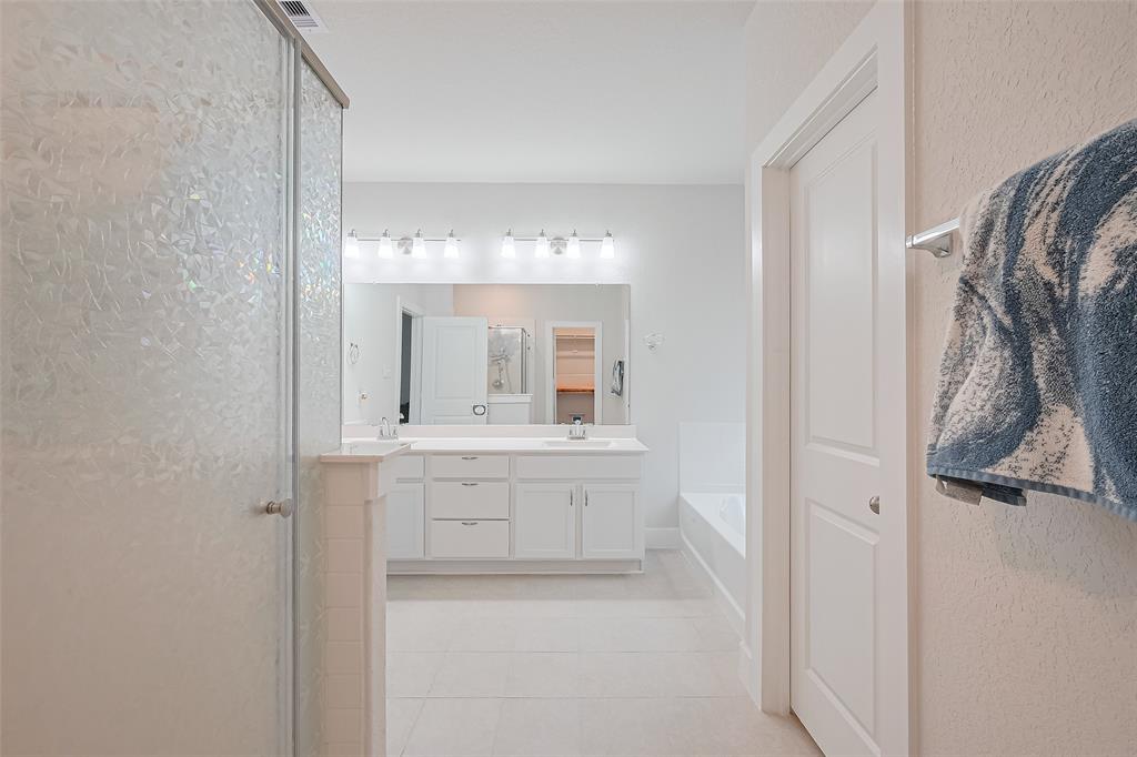 200 Catalina Cove Drive, Katy, Texas image 39