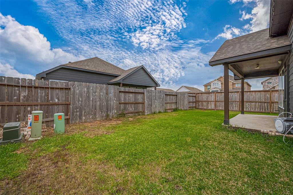 200 Catalina Cove Drive, Katy, Texas image 41