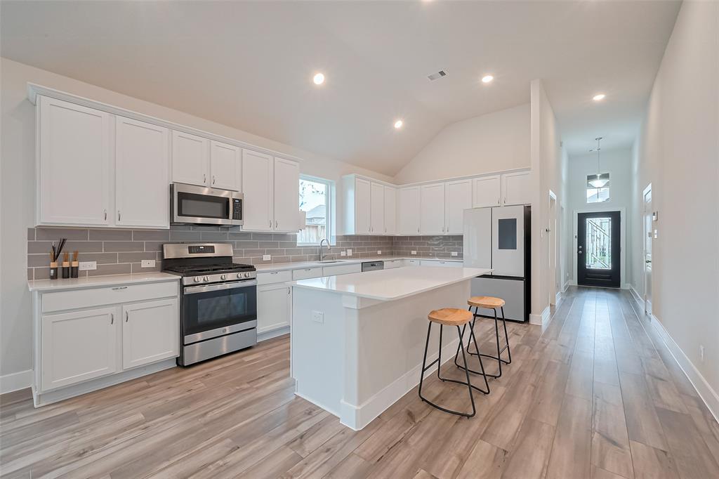 200 Catalina Cove Drive, Katy, Texas image 18
