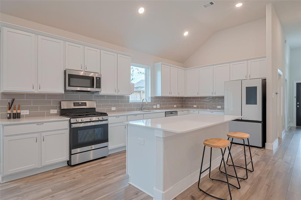 200 Catalina Cove Drive, Katy, Texas image 19