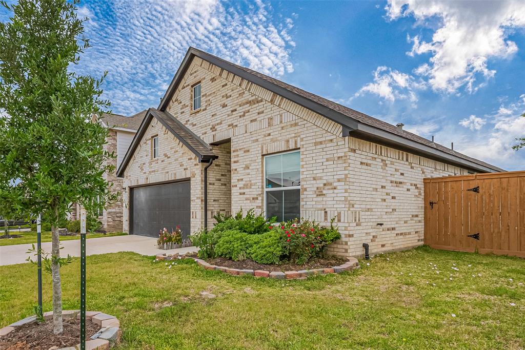 200 Catalina Cove Drive, Katy, Texas image 6