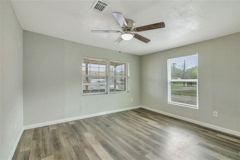 Duplex in Houston TX 4726 Carmen Street 9.jpg