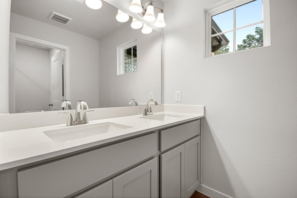 106 Rosa Peace Terrace, Conroe, Texas image 13