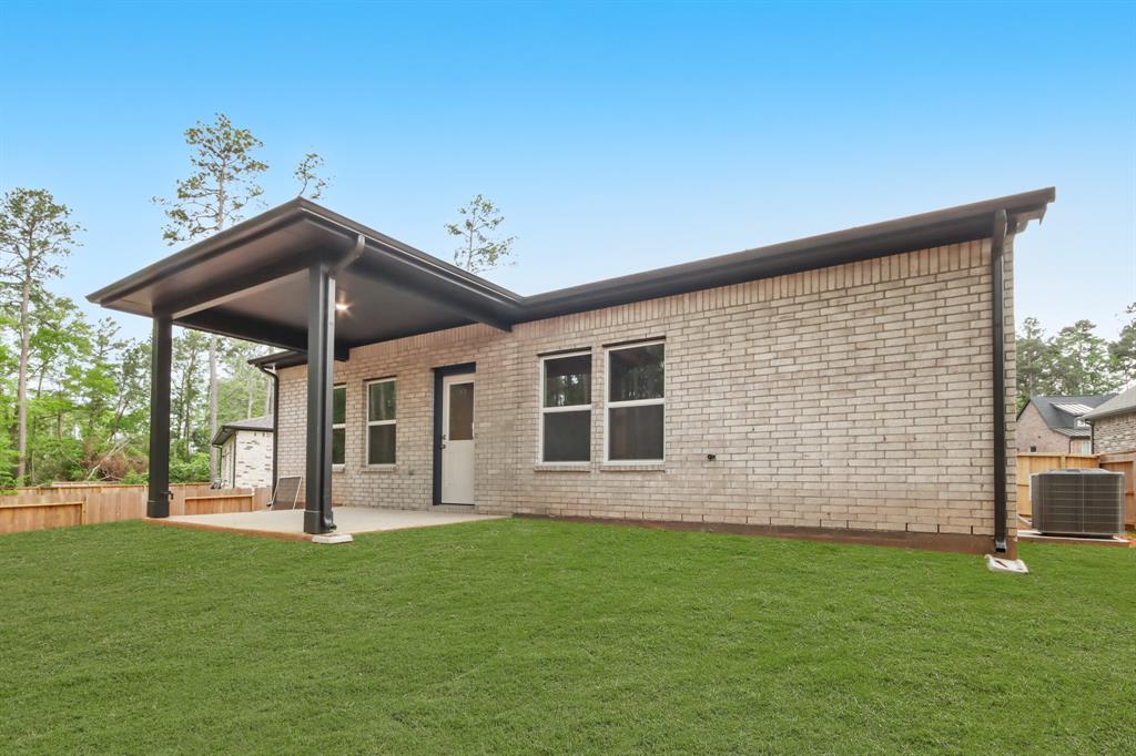 106 Rosa Peace Terrace, Conroe, Texas image 20