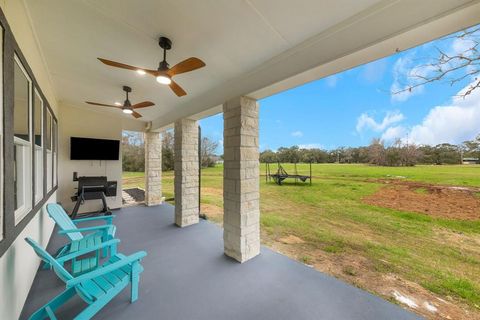 A home in Angleton