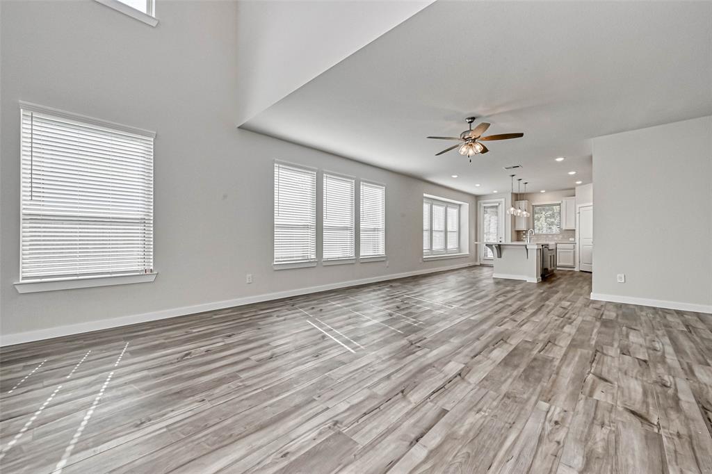 607 Pecan Hickory Court, Conroe, Texas image 4
