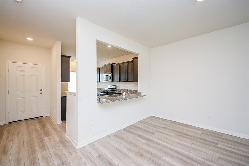 405 Elaine Valley Drive #D, Katy, Texas image 3