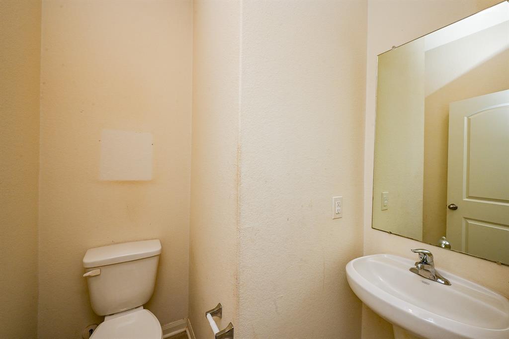 405 Elaine Valley Drive #D, Katy, Texas image 8