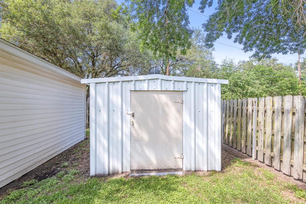 3010 Lamar Circle, El Campo, Texas image 32