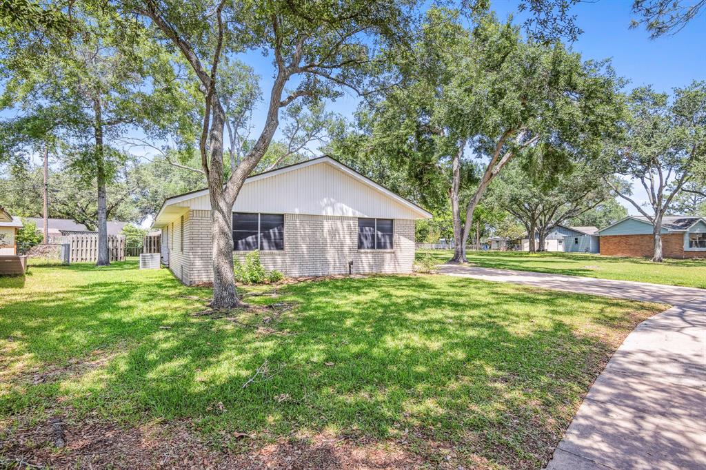 3010 Lamar Circle