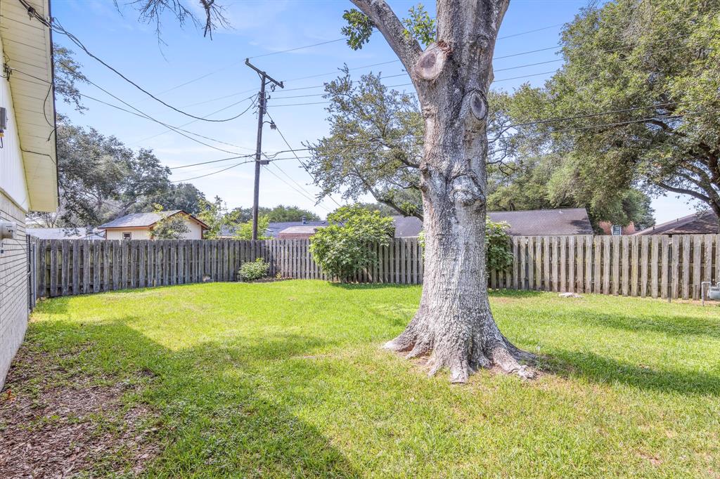 3010 Lamar Circle, El Campo, Texas image 30