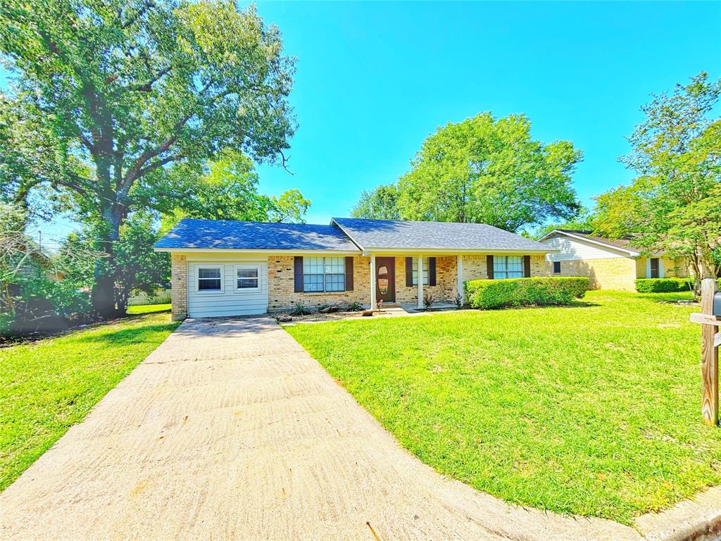 803 Wolley Circle