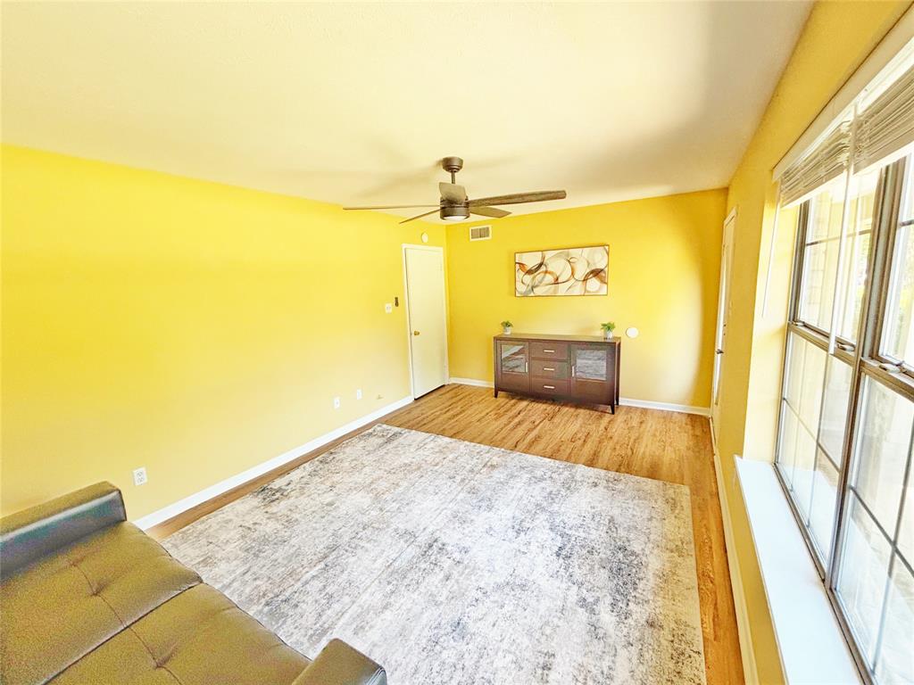 803 Wolley Circle