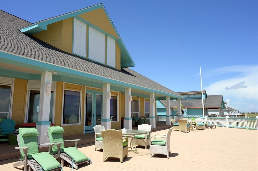 680 Villa Drive, Crystal Beach, Texas image 30