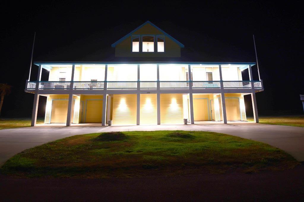 680 Villa Drive, Crystal Beach, Texas image 36