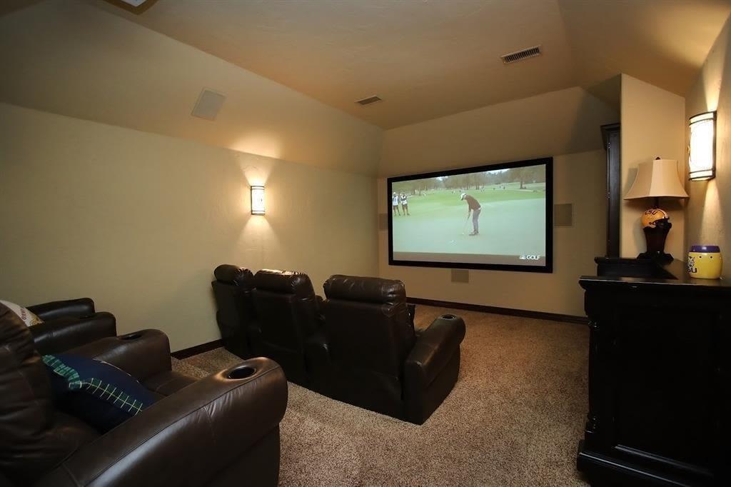 680 Villa Drive, Crystal Beach, Texas image 25