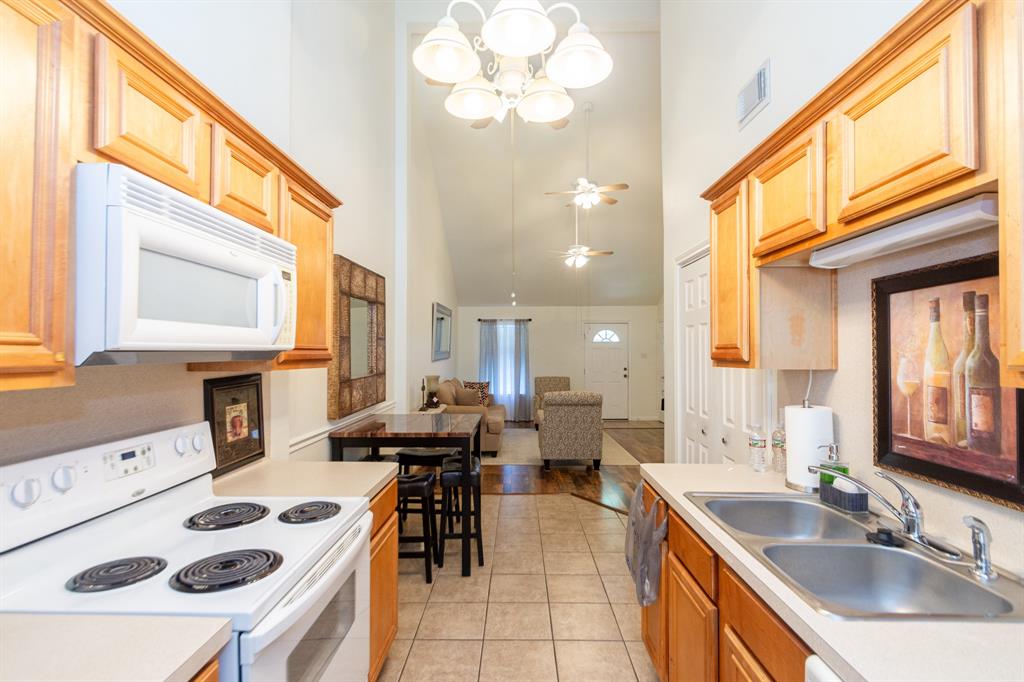 1323 Queens Road, Pasadena, Texas image 9