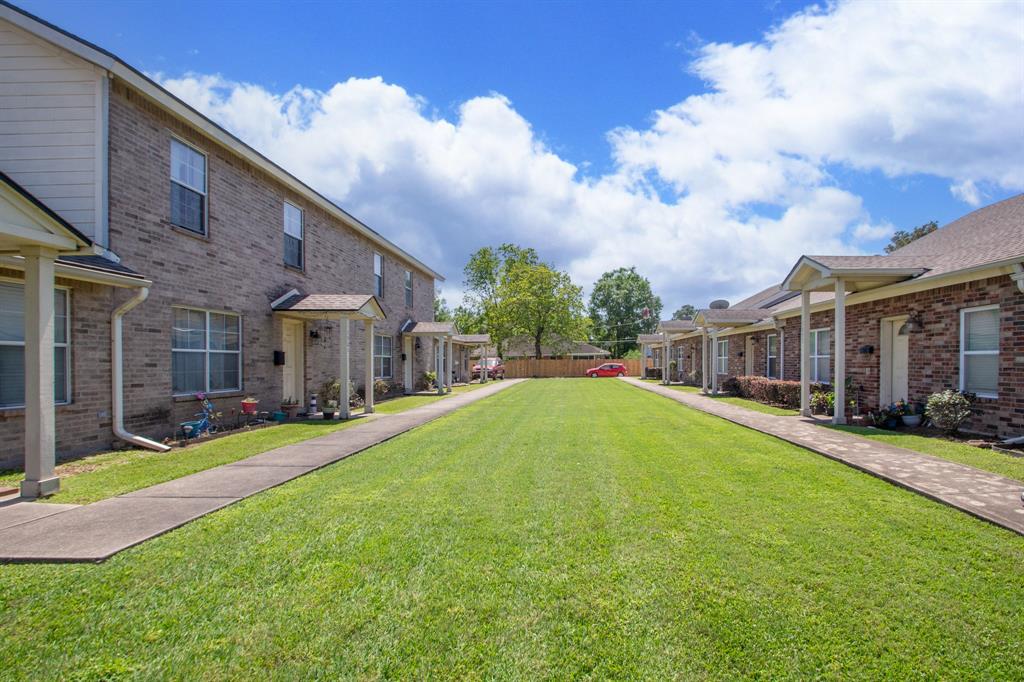 1323 Queens Road, Pasadena, Texas image 2