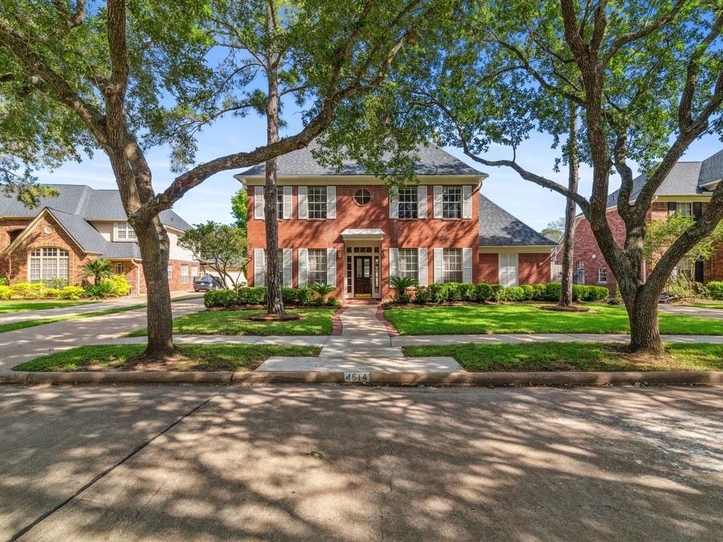 4614 Jamaica Drive