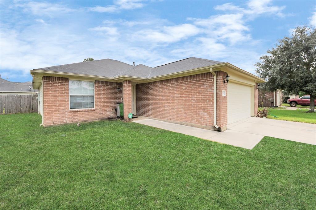 6730 Devonport Drive, Katy, Texas image 2