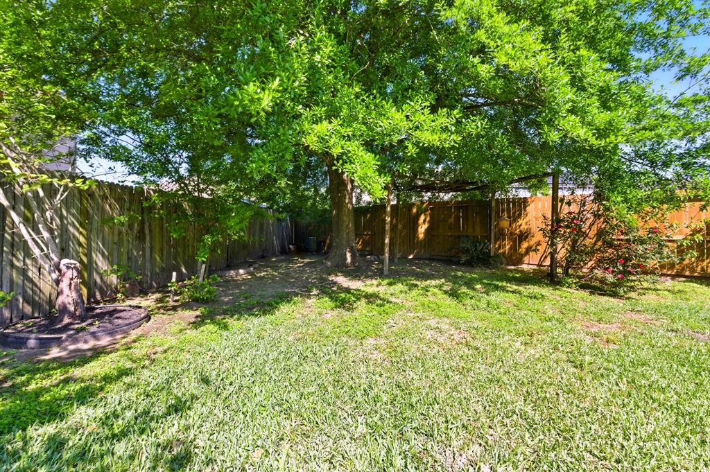 7918 Swan Lane, Baytown, Texas image 29
