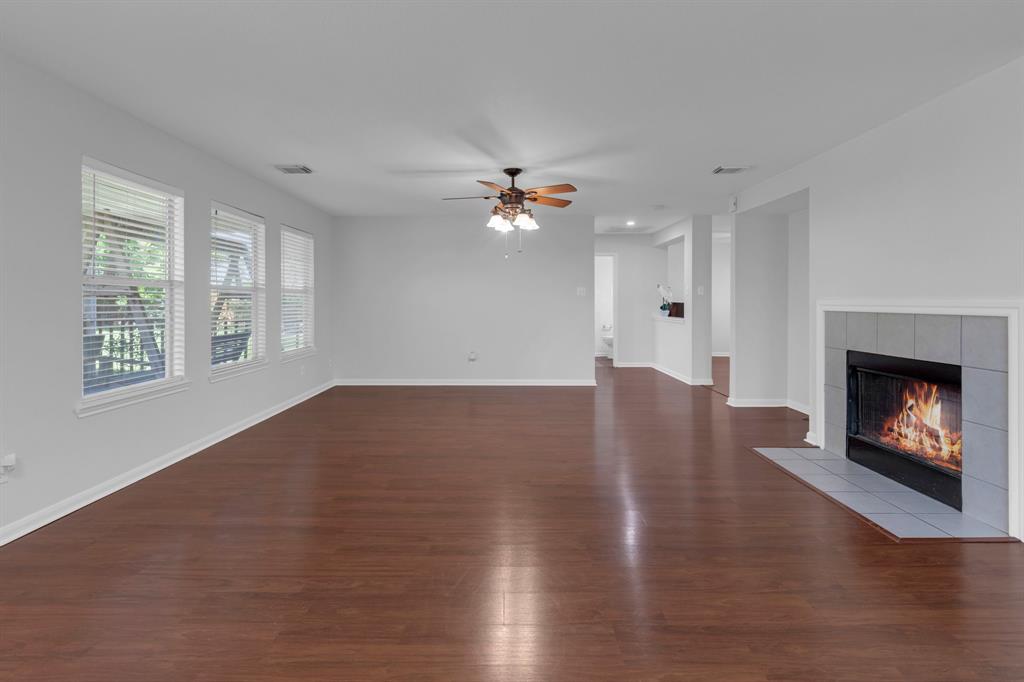 7918 Swan Lane, Baytown, Texas image 10
