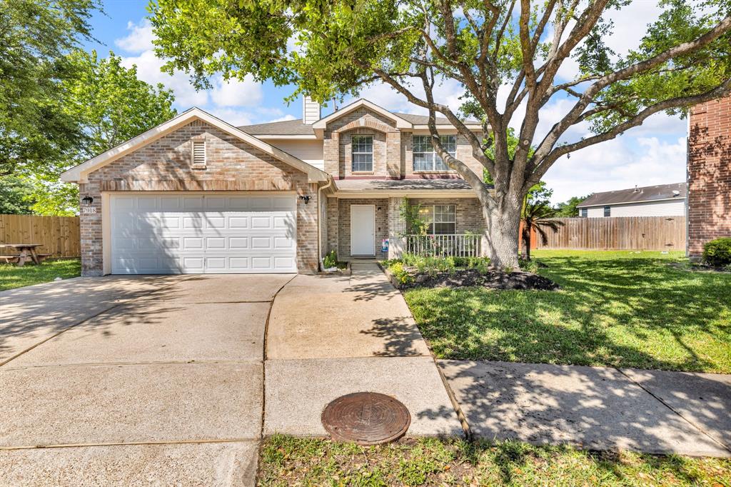 7918 Swan Lane, Baytown, Texas image 1