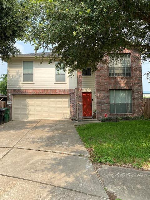 Single Family Residence in Houston TX 11835 Elkington Court.jpg