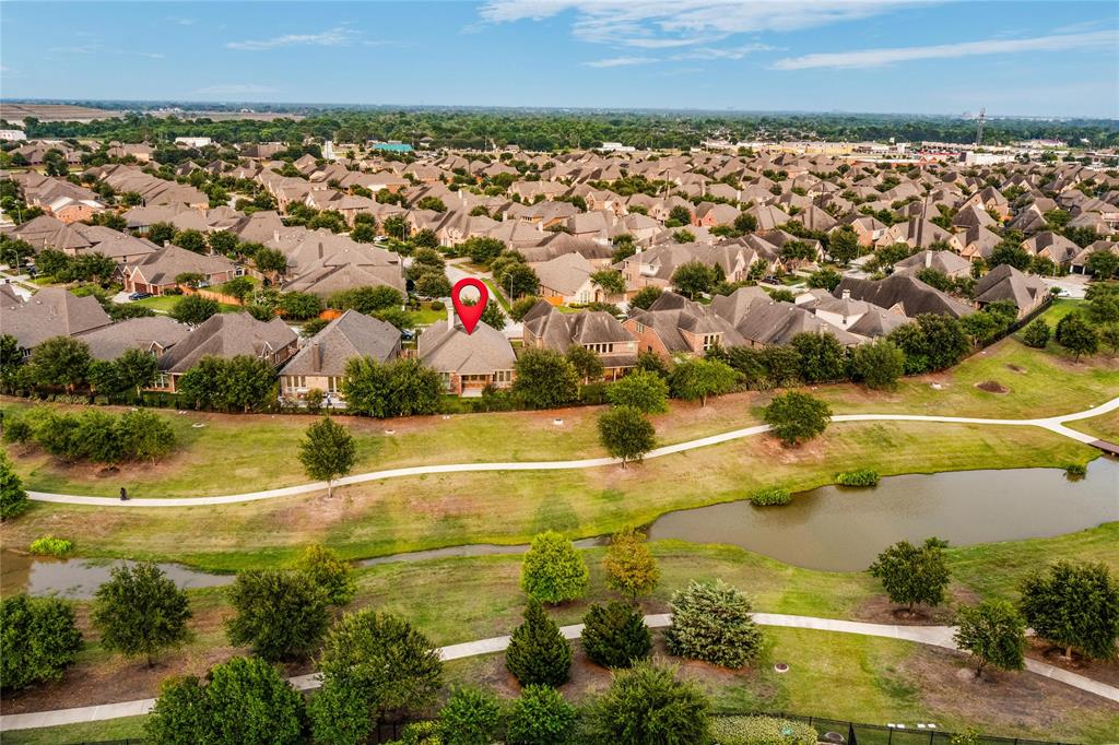 10938 Glenrothers Drive, Richmond, Texas image 2