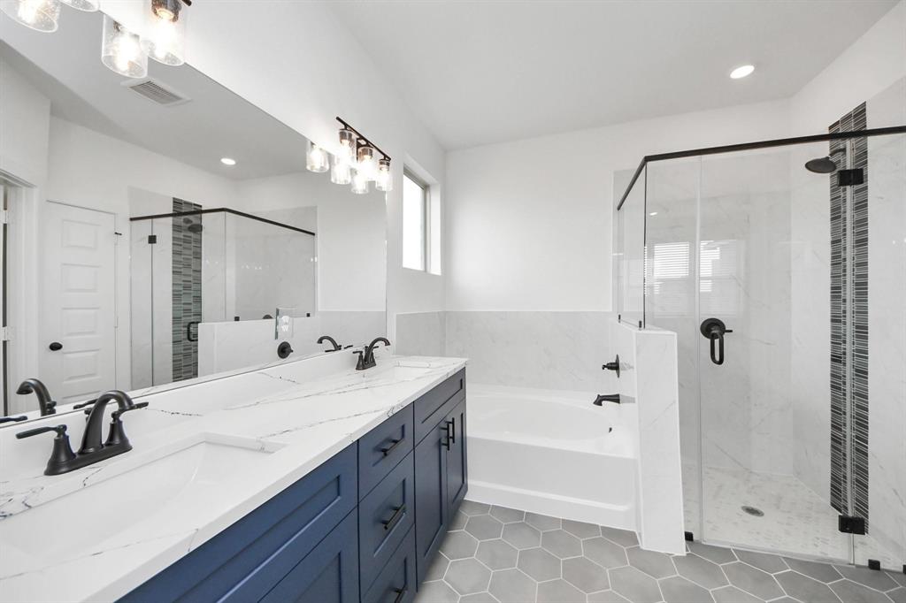 Alvin, Texas 77511, United States, 5 Bedrooms Bedrooms, ,4 BathroomsBathrooms,Residential,Active,127353