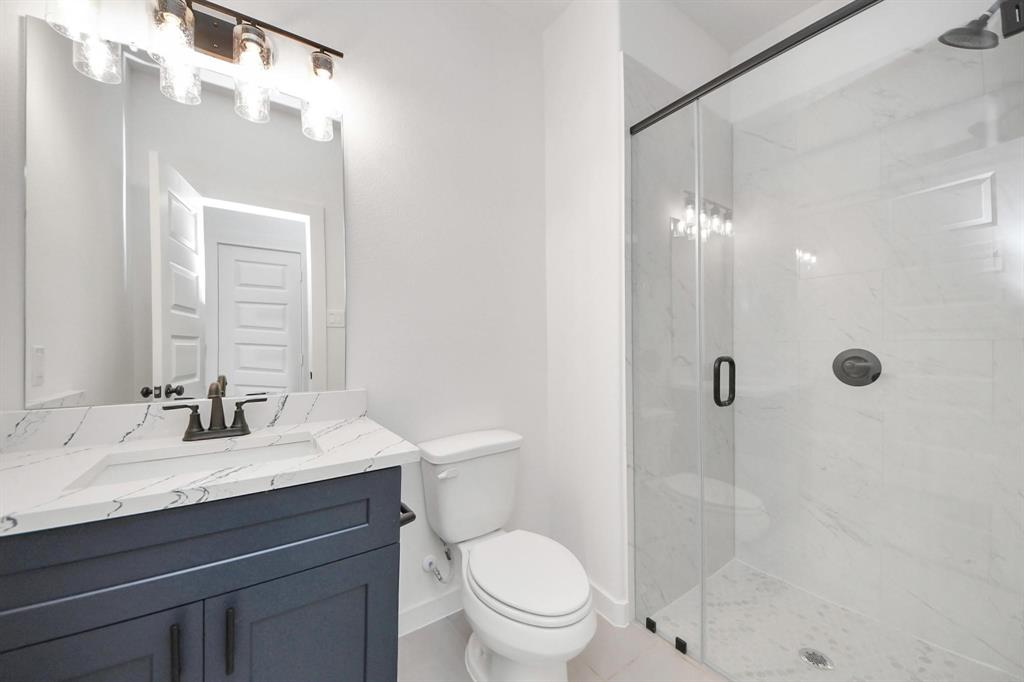 Alvin, Texas 77511, United States, 5 Bedrooms Bedrooms, ,4 BathroomsBathrooms,Residential,Active,127353