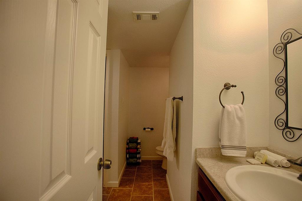 907 Davis Road, League City, Texas image 18