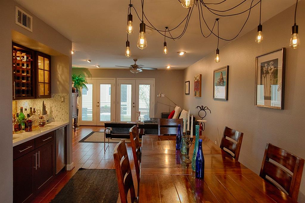 907 Davis Road, League City, Texas image 3