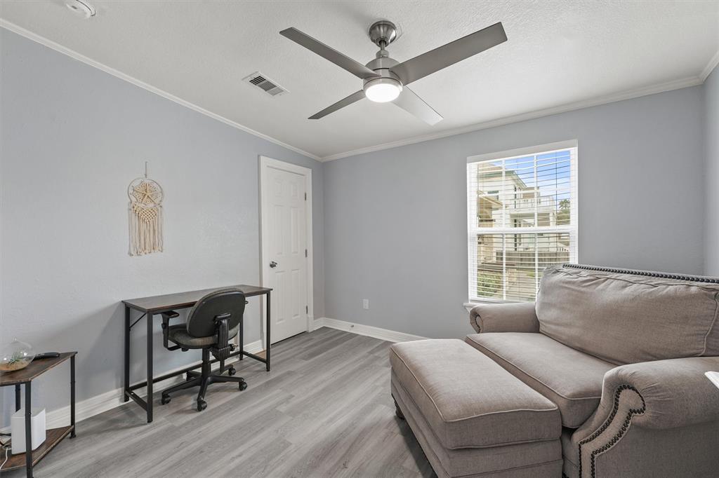 3328 Bernardo De Galvez Avenue, Galveston, Texas image 10