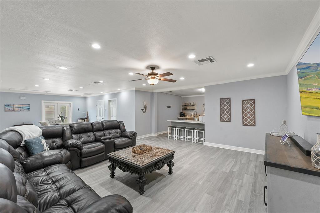 3328 Bernardo De Galvez Avenue, Galveston, Texas image 8