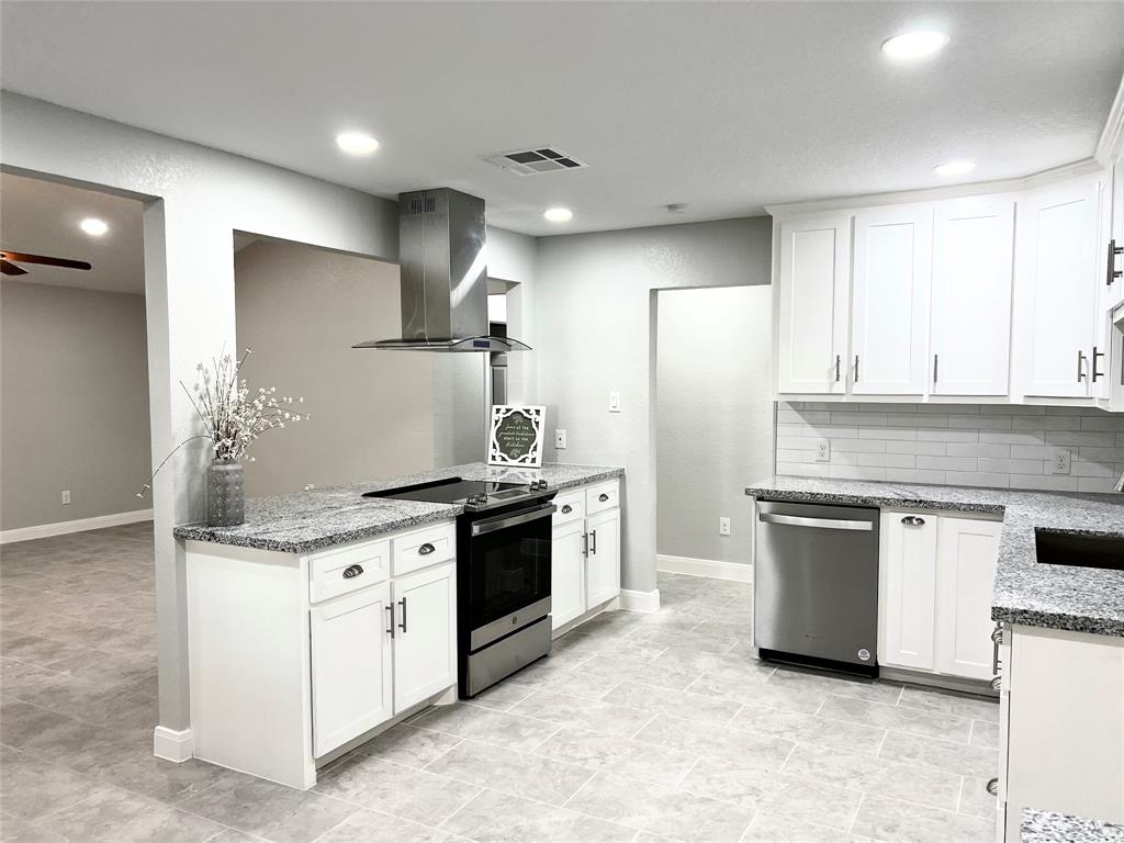 4306 Albatross Drive, Seabrook, Texas image 3
