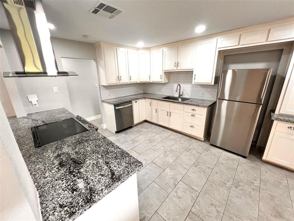 4306 Albatross Drive, Seabrook, Texas image 6
