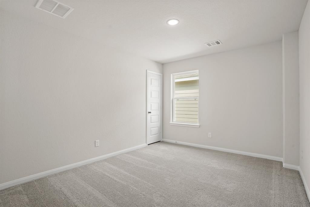 1405 Mount Bassie Trail, Conroe, Texas image 16
