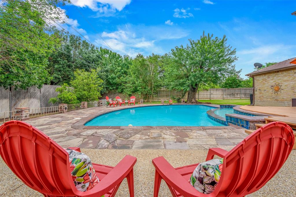 3001 Rustling Oaks Drive, Bryan, Texas image 38