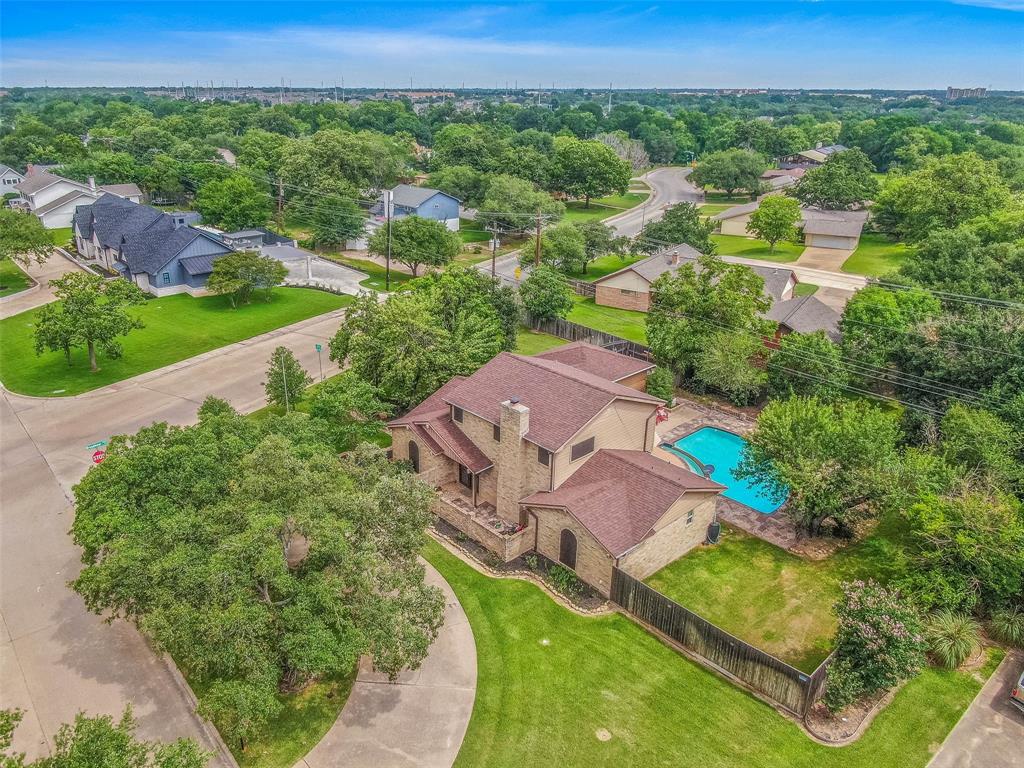3001 Rustling Oaks Drive, Bryan, Texas image 46
