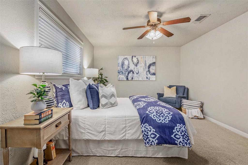 3001 Rustling Oaks Drive, Bryan, Texas image 33
