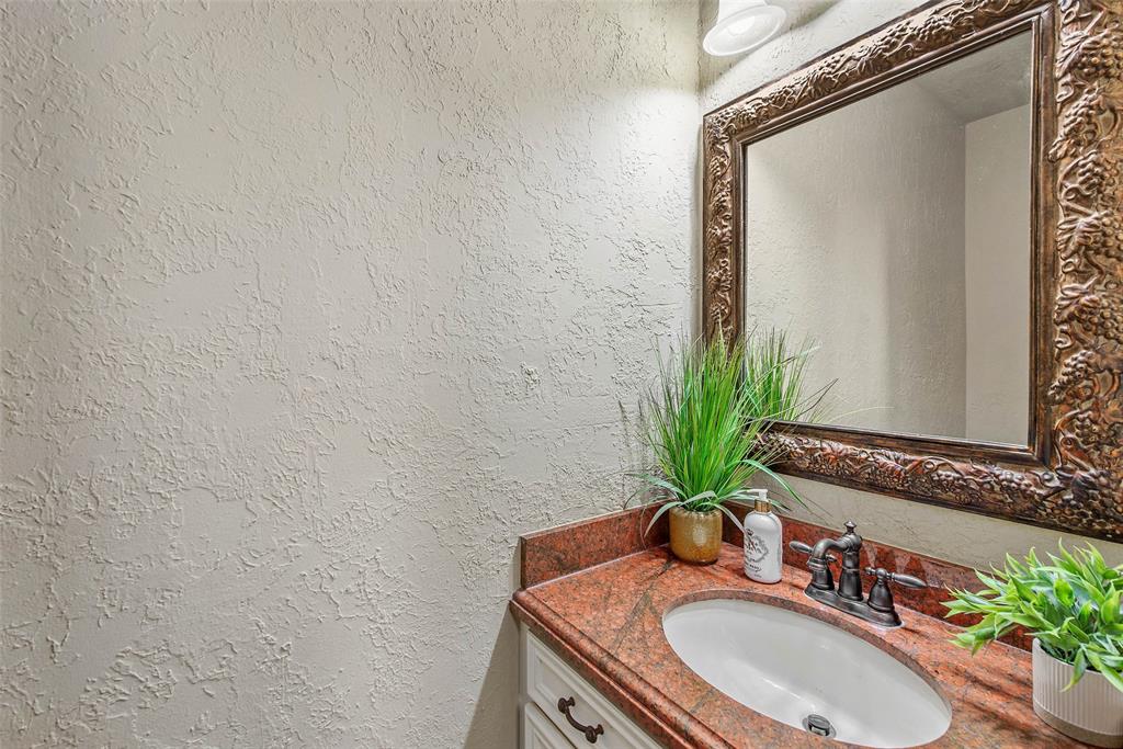 3001 Rustling Oaks Drive, Bryan, Texas image 22